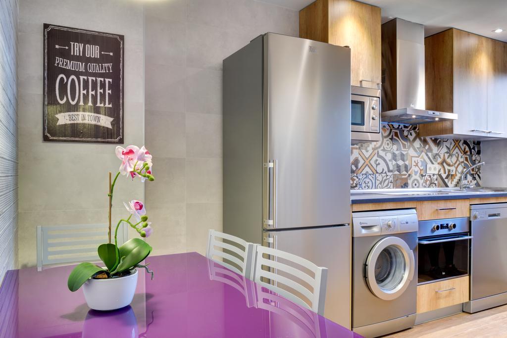 Apartamentos San Lazaro Сарагоса Екстериор снимка